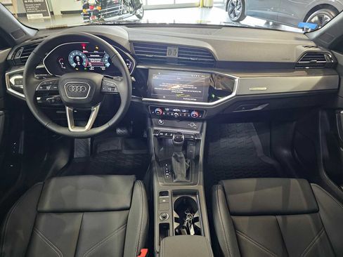 New 2025 Audi Q3 2.0T Premium image 19