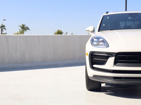 New 2026 Porsche Macan S AWD/4WD image 12
