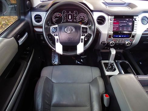Used 2020 Toyota Tundra Limited w/ Limited Premium Package AWD/4WD image 38