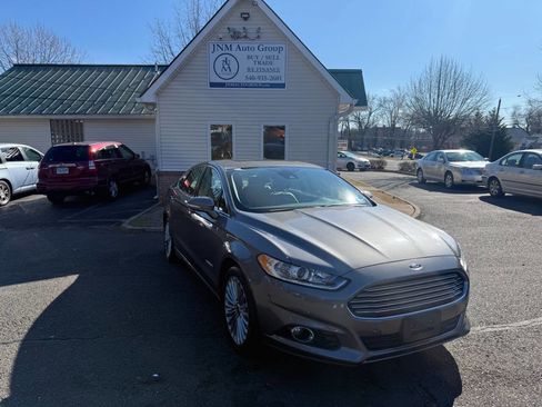 Used 2014 Ford Fusion Titanium image 1