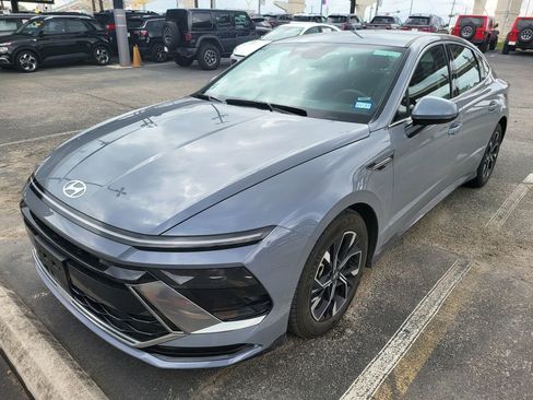 Used 2025 Hyundai Sonata SEL image 1