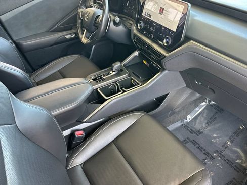 Used 2024 Lexus TX 350 AWD w/ Captains Chair Package image 19