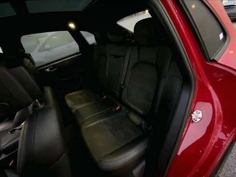 Used 2017 Porsche Macan GTS image 19