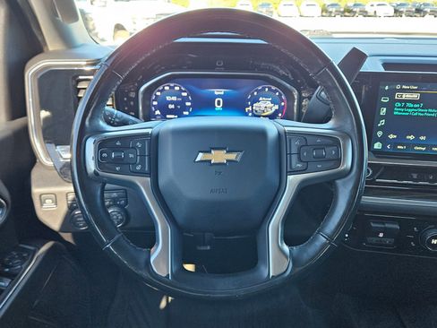 Used 2024 Chevrolet Silverado 2500 LT image 15
