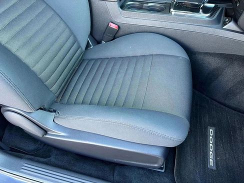 Used 2012 Dodge Challenger SXT image 11