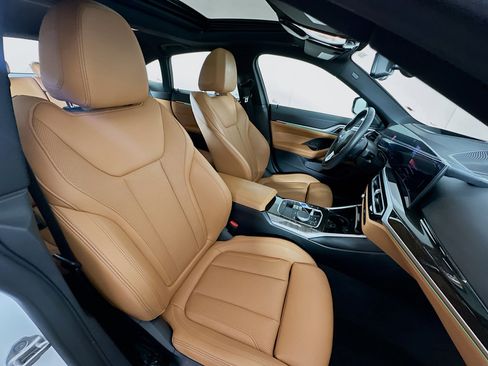 Used 2023 BMW i4 eDrive35 w/ Premium Package image 33