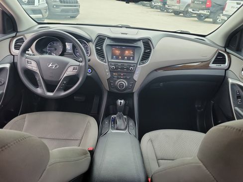 Used 2018 Hyundai Santa Fe Sport w/ 2.4L Value Package 02 FWD image 14