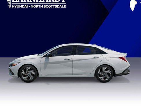 New 2026 Hyundai Elantra SEL Sport FWD image 3