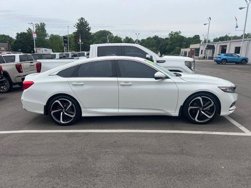 Used 2020 Honda Accord Sport image 3