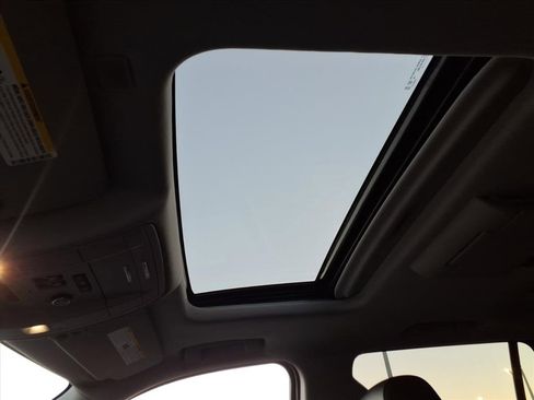 Used 2020 GMC Yukon SLT w/ Open Road Package image 33