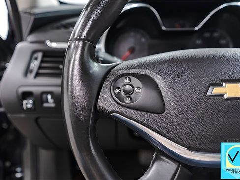 Used 2014 Chevrolet Impala LT image 11