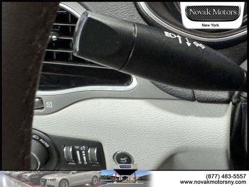 Used 2021 Jeep Cherokee Limited image 19