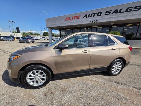 Used 2019 Chevrolet Equinox LT w/ Driver Convenience Package FWD image 7