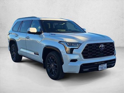 Certified 2023 Toyota Sequoia Platinum image 4