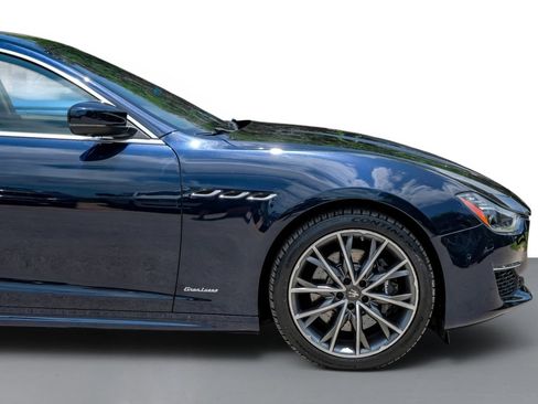 Used 2019 Maserati Ghibli S GranLusso RWD image 7