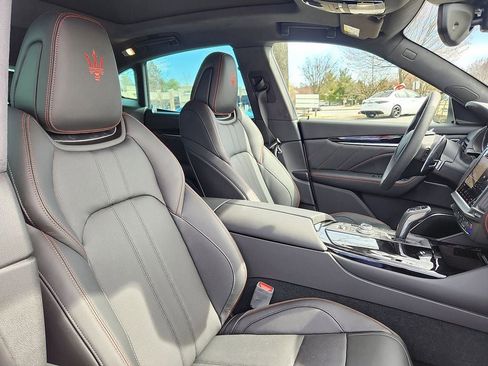 New 2024 Maserati Levante GT Ultima image 24