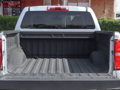 Used 2019 Chevrolet Colorado LT AWD/4WD image 8