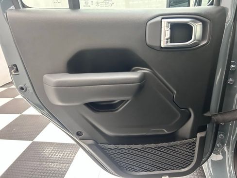 New 2026 Jeep Gladiator Sport image 13