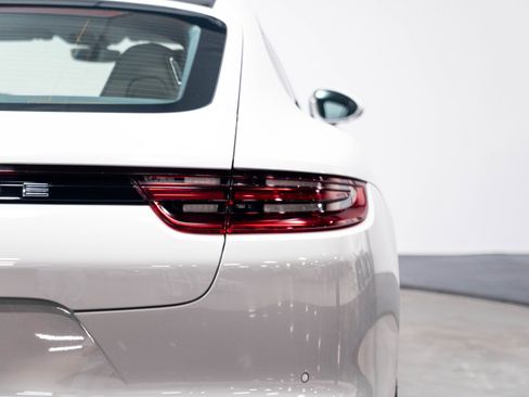 Used 2019 Porsche Panamera 4 AWD/4WD image 64