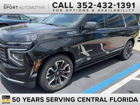 Used 2025 Chevrolet Suburban High Country AWD/4WD image 1