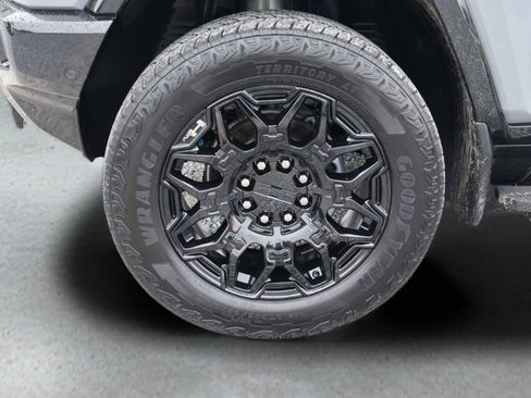 Used 2025 GMC Hummer EV 2X AWD/4WD image 27