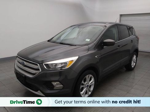 Used 2019 Ford Escape SE FWD image 1