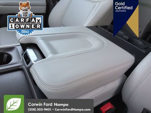 Used 2025 Ford Expedition Max Platinum AWD/4WD image 20
