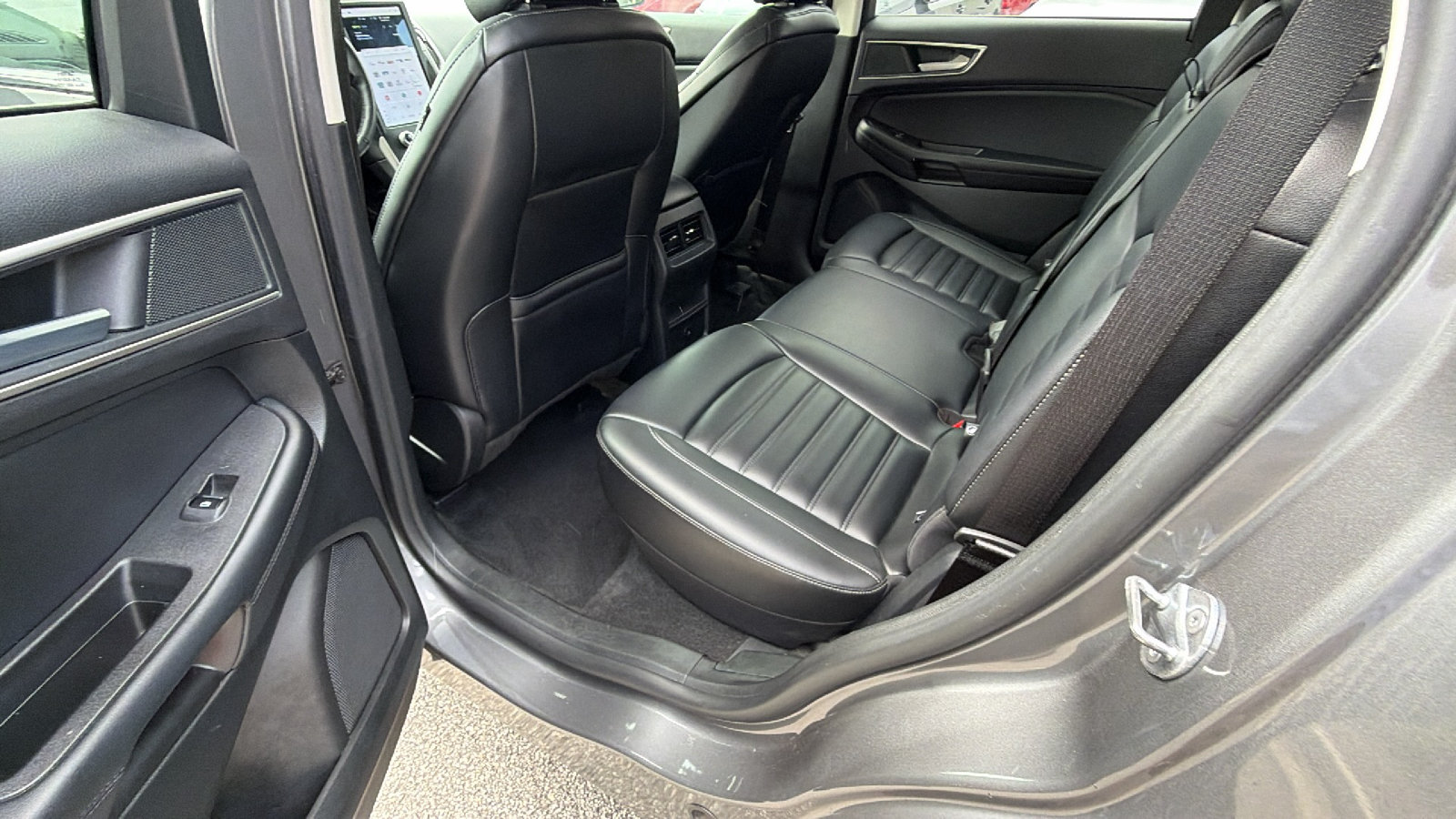 Used 2024 Ford Edge SEL AWD/4WD image 23
