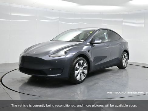 Used 2023 Tesla Model Y 2WD image 64