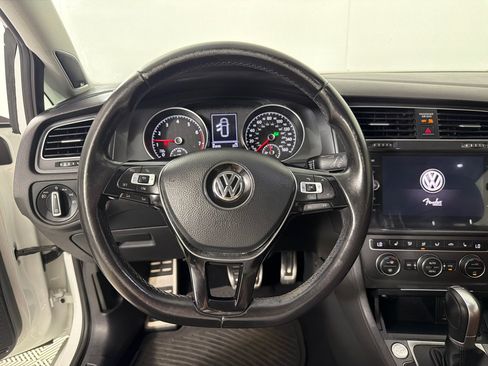 Used 2018 Volkswagen Golf Alltrack SE AWD/4WD image 16