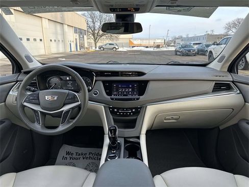 Certified 2023 Cadillac XT5 Premium Luxury image 36