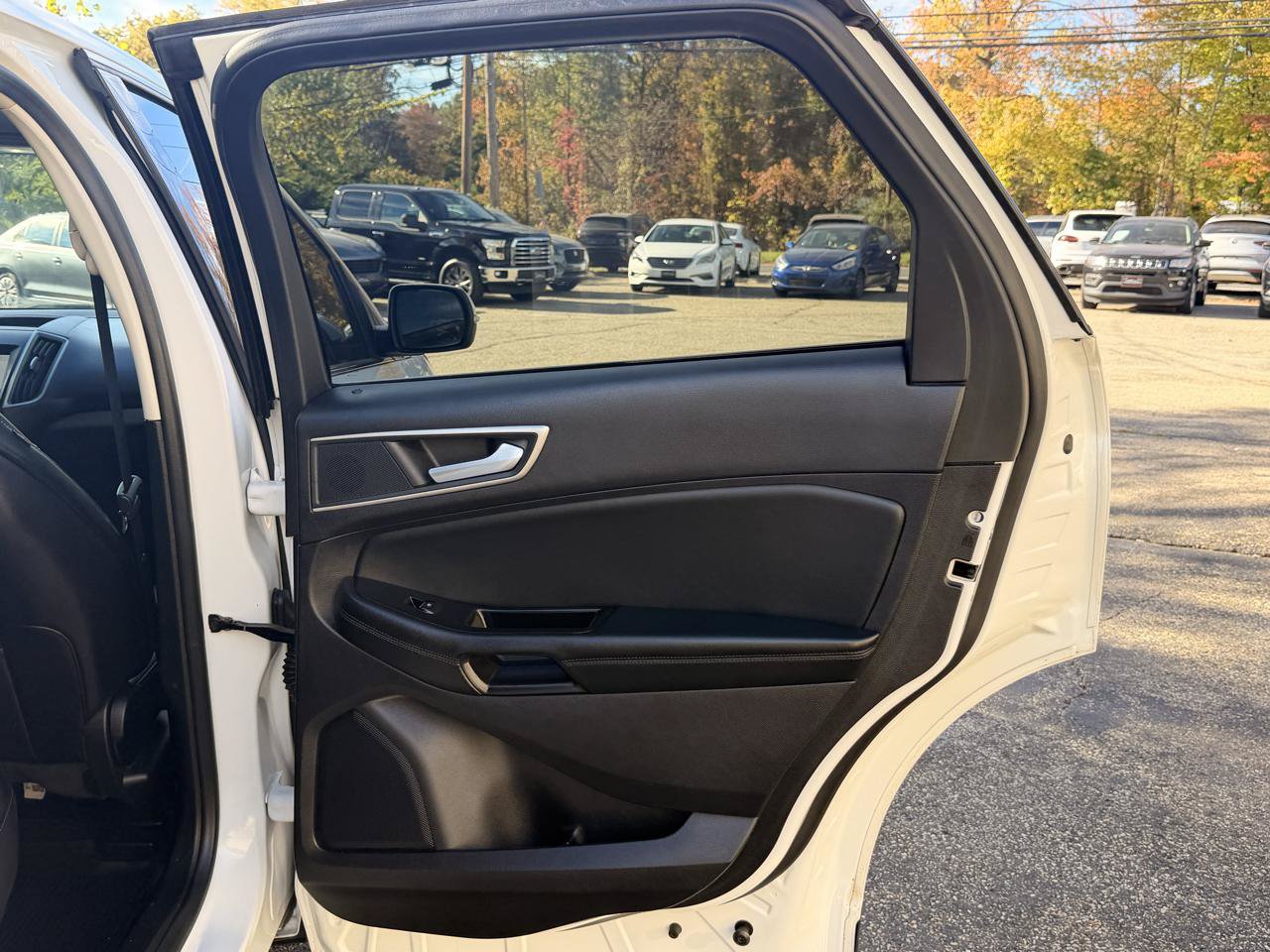 Used 2020 Ford Edge SEL w/ Convenience Package AWD/4WD image 25