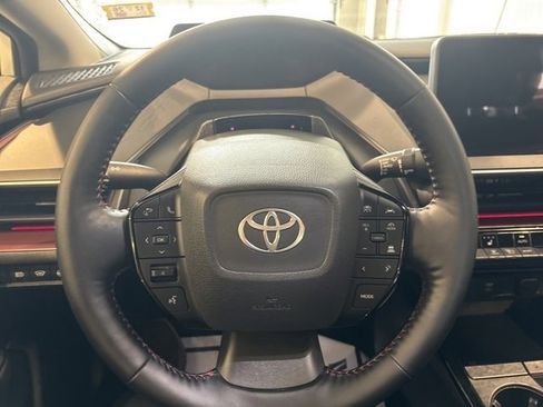 Used 2024 Toyota Prius Prime SE image 14