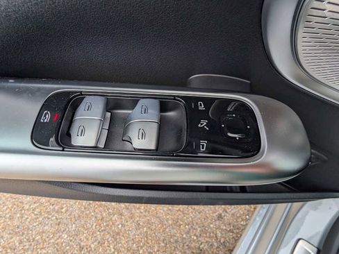 New 2026 Mercedes-Benz C 300 Sedan image 16