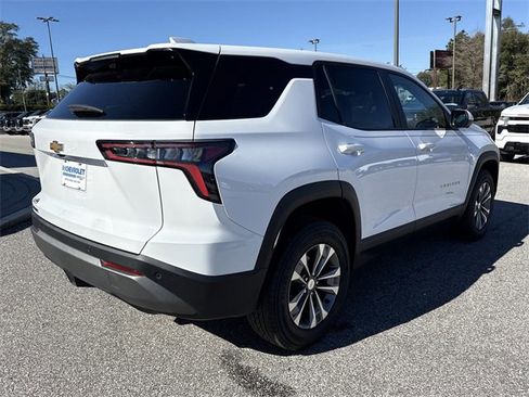 Certified 2025 Chevrolet Equinox LT w/ Safety and Technology Package image 3