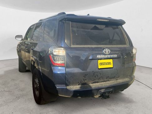 Used 2022 Toyota 4Runner SR5 Premium w/ Moonroof Package image 2