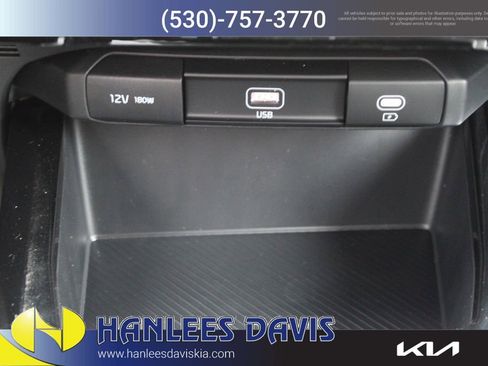 New 2026 Kia Niro LX image 21