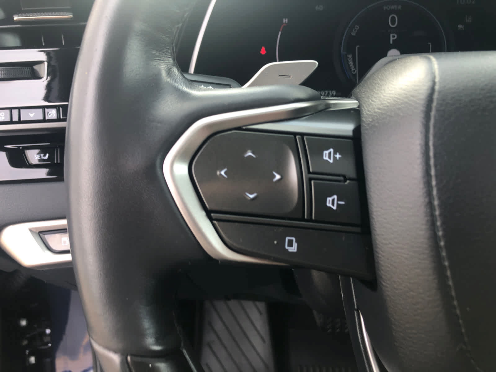 Used 2024 Lexus RX 350 w/ Convenience Package AWD/4WD image 10