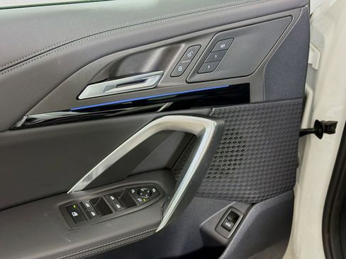 Used 2025 BMW X1 xDrive28i image 21