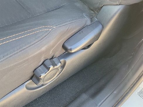 Used 2017 Toyota Tacoma SR5 w/ Tow Package image 17