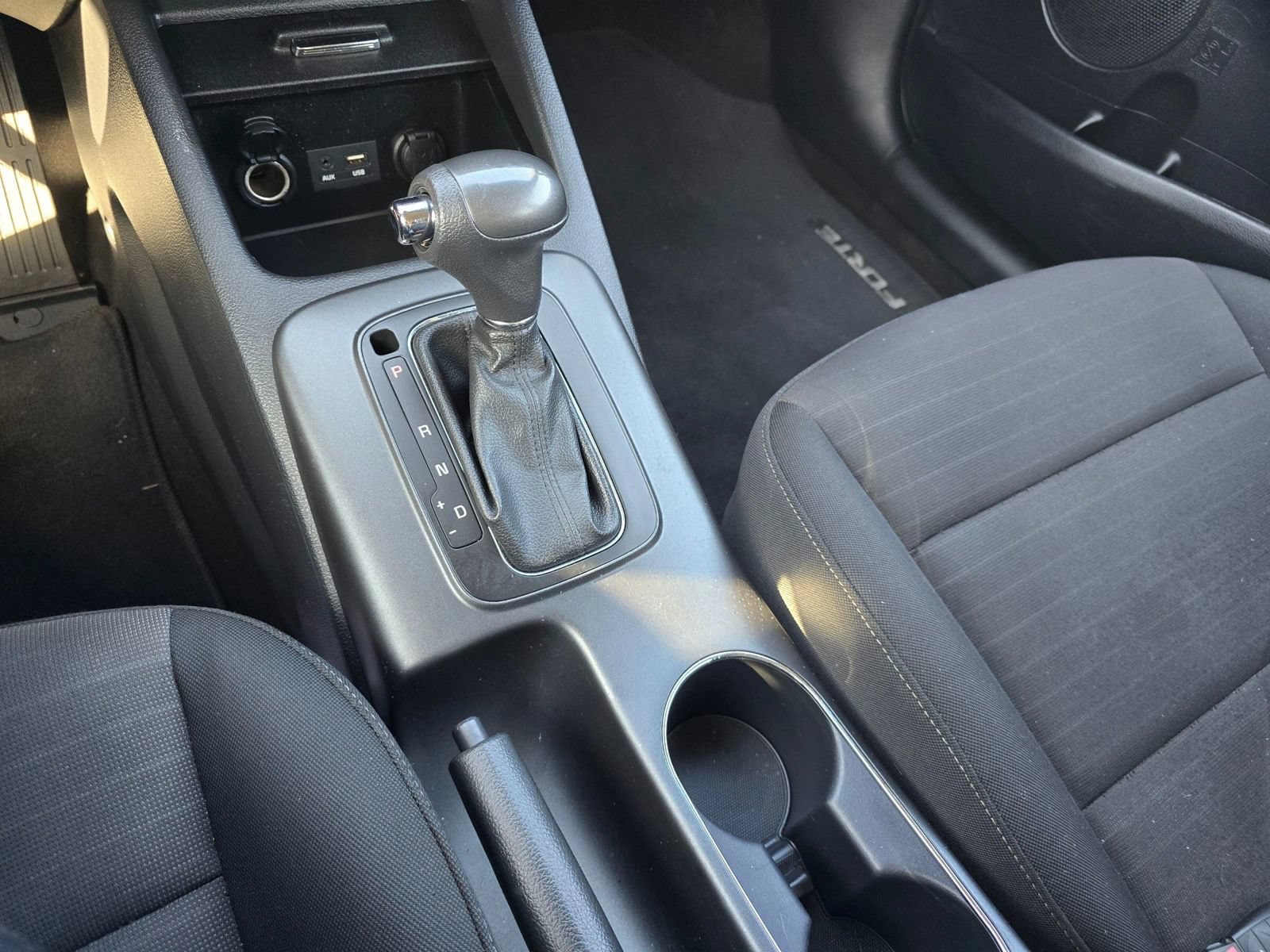 Used 2016 Kia Forte LX FWD image 30