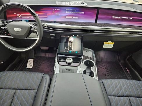 New 2026 Cadillac Escalade IQ Sport 1 w/ LPO, ONYX Package image 13
