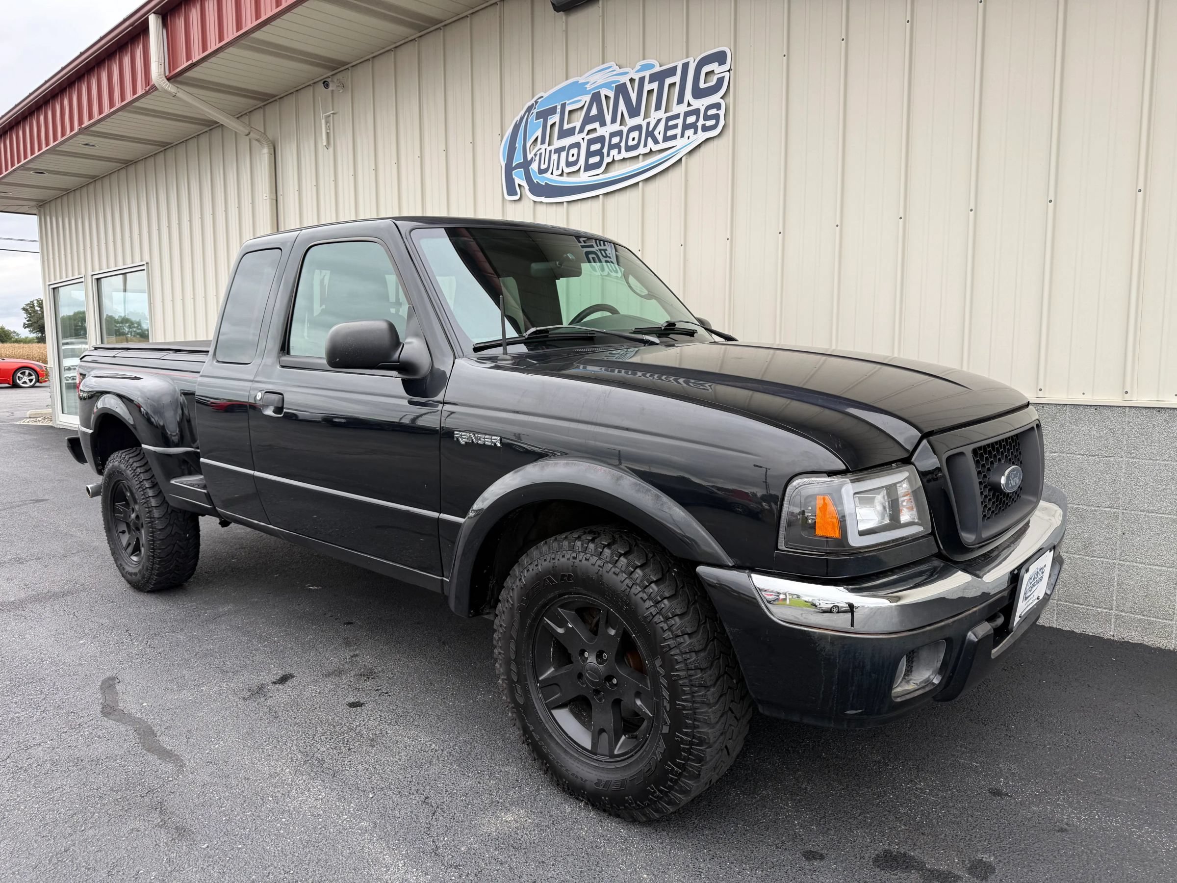 Used 2004 Ford Ranger XL AWD/4WD image 4