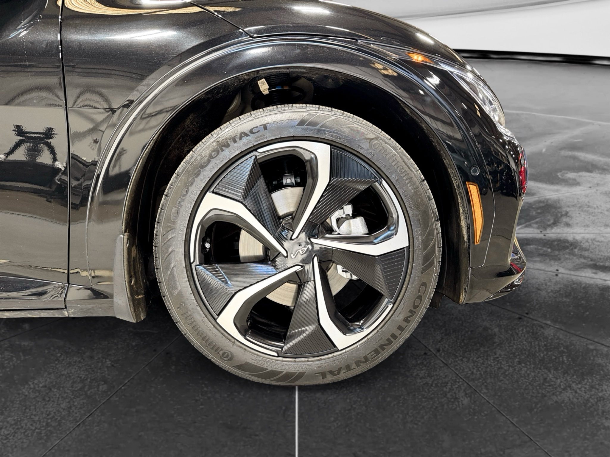 Used 2024 Kia EV6 GT-Line AWD/4WD image 36