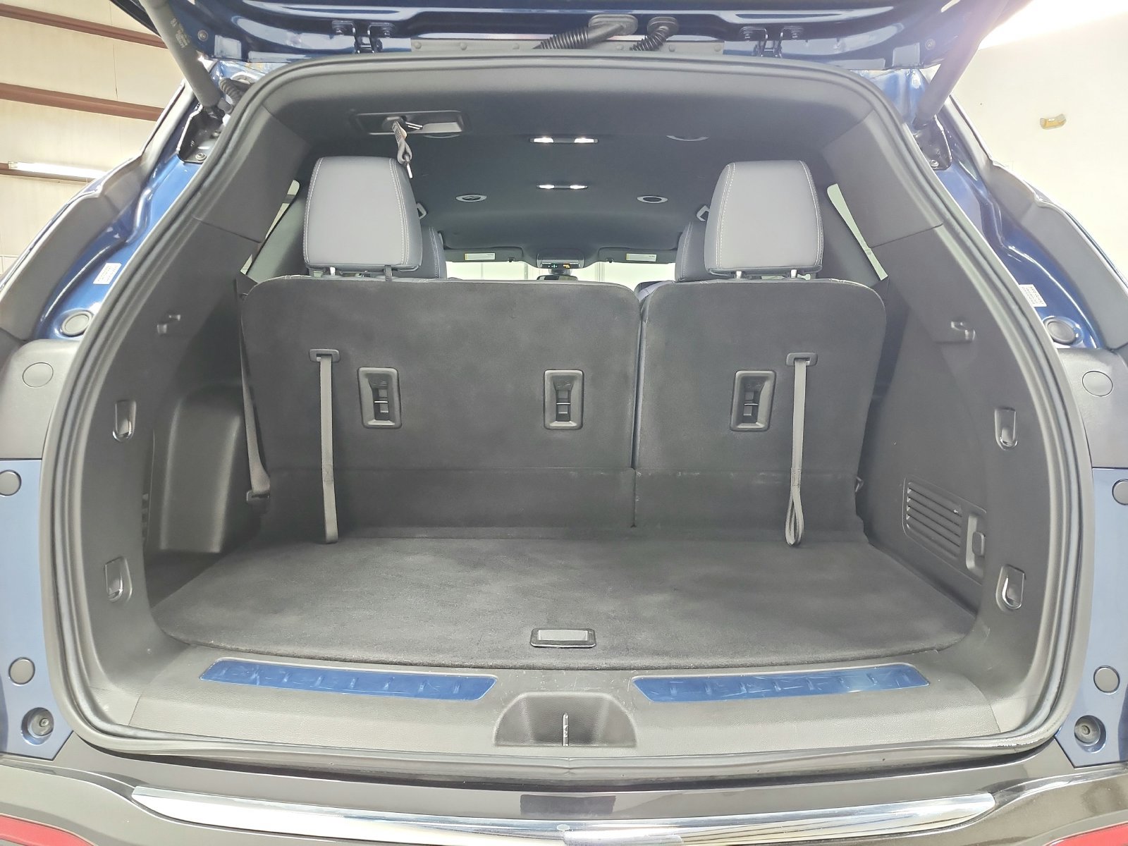 Used 2024 Buick Enclave Essence FWD image 45
