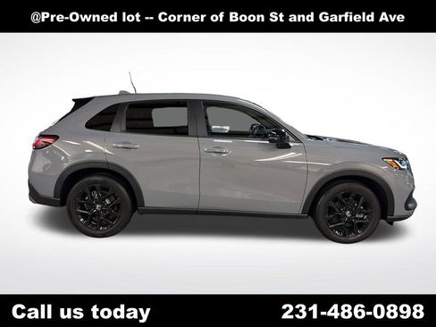 Used 2024 Honda HR-V Sport image 6