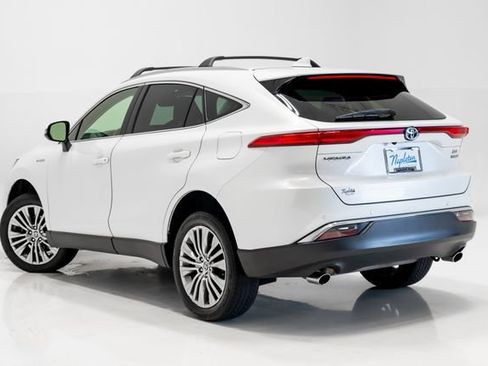 Used 2021 Toyota Venza XLE w/ Softex Package AWD/4WD image 33