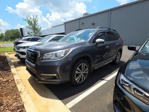 Used 2022 Subaru Ascent Touring w/ Popular Package #2A AWD/4WD image 2