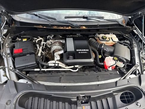 Used 2023 GMC Yukon SLT image 17