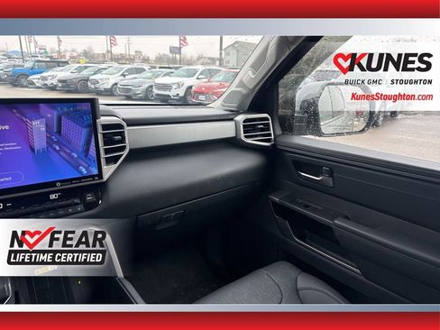 Used 2024 Toyota Tundra Limited image 38
